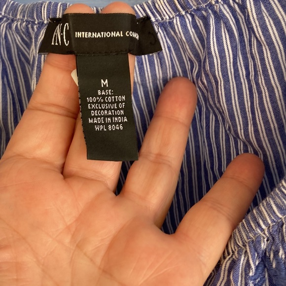 Wmns ICE International Concepts Top Shirt Blouse Blue Striped Embroidered Sz M - Picture 2 of 7